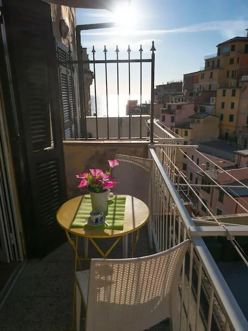 Shanti 2 - Apartment Riomaggiore