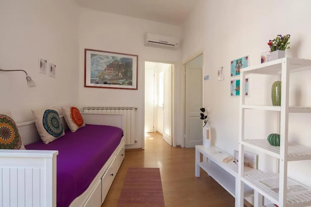 Shanti 2 - Apartment Riomaggiore