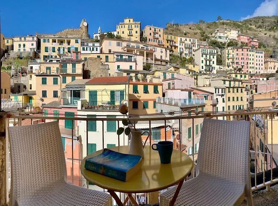 Shanti 2 - Apartment Riomaggiore